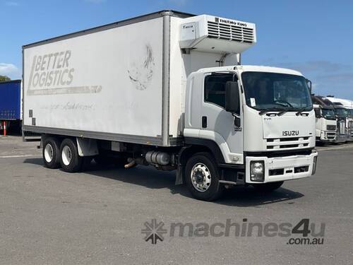 2008 Isuzu FVM Refrigerated Pantech