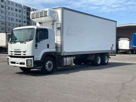 2008 Isuzu FVM Refrigerated Pantech - picture1' - Click to enlarge