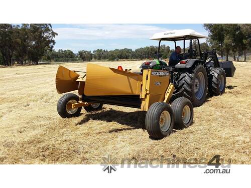 caption Tubeline Accelerator HC7500T Hay Conditioner (7')