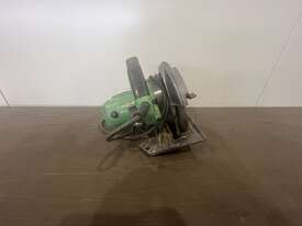 Hitachi circular saw - picture0' - Click to enlarge