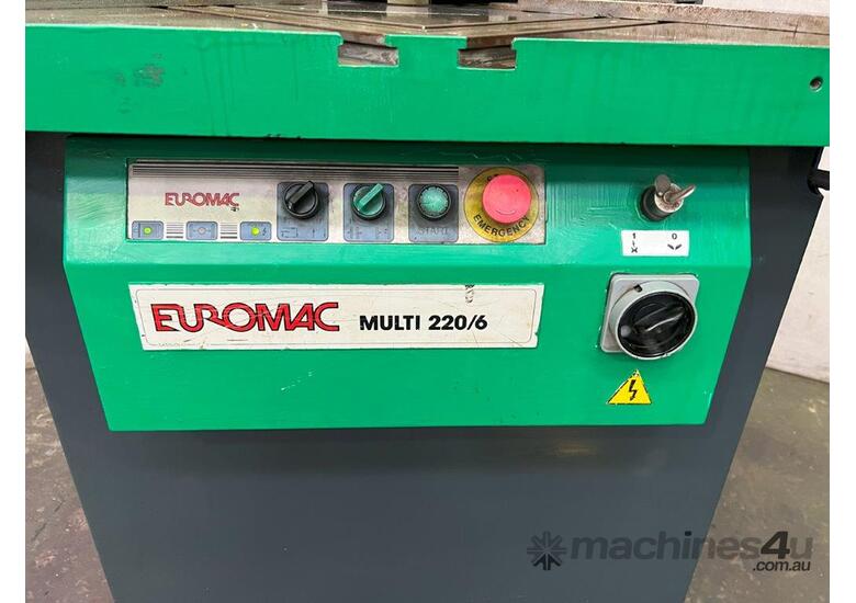 caption Euromac Multi 220/6R varibale angle corner notcher