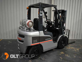 Used Nissan P1F2A25DU 2.5 Tonne LPG Forklift For Sale 4.3m Container Mast - picture1' - Click to enlarge