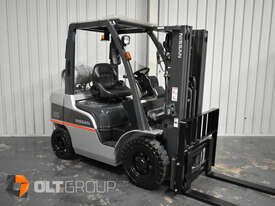 Used Nissan P1F2A25DU 2.5 Tonne LPG Forklift For Sale 4.3m Container Mast - picture2' - Click to enlarge