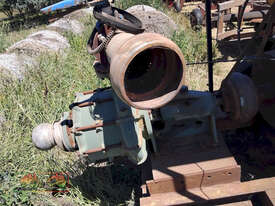 Irrigation Pump with Ford Motor - picture0' - Click to enlarge
