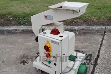 Industrial 1.1kW Plastic Granulator - Moretto ML18/10CS