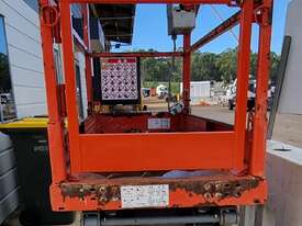 19ft Electric Scissor Lift - picture0' - Click to enlarge