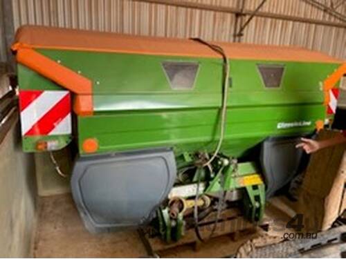 caption Amazone ZA-M 1501 Spreader