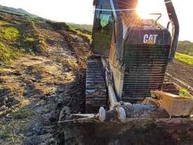 CAT D5K Dozer Dry Hire South East QLD - picture0' - Click to enlarge