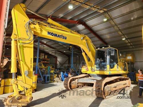 caption 2018 KOMATSU PC270LC-8 Excavator