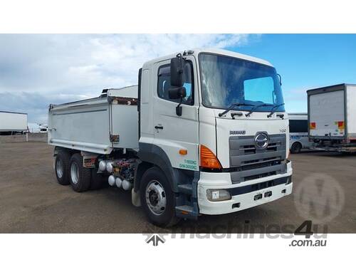 Hino FS