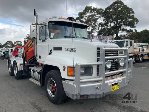 1999 Mack Fleet-Liner Prime Mover Crane Truck