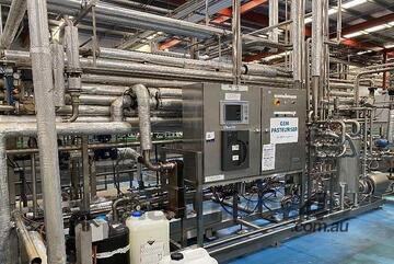 Tetra Pak Pasteuriser with Stainless Steel Components High-Volume Liquid Pasteurization System!