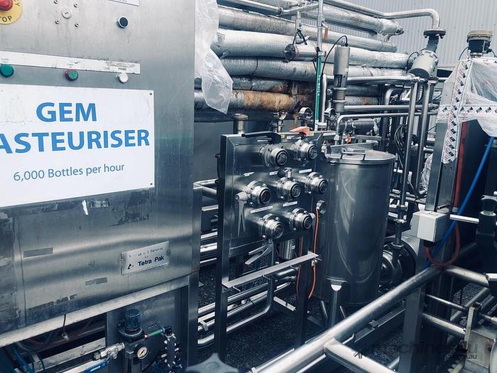 Used tetra pak TETRA PAK Pasteuriser Bottling Equipment in STRATHALBYN, SA