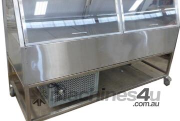 WOODSON DOUBLE SIDED REFRIDGERATED SERVERY. WOODSON DOUBLE SIDED REFRIDGERATED SERVERY.