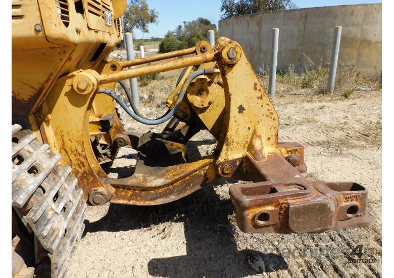 caption 1970 Caterpillar 955K Traxcavator