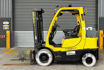 HYSTER H2.5FT Counterbalance Forklift