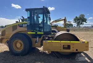 2017 Caterpillar CS56B Smooth Drum Roller | 155.7HP High-Performance Compactor!