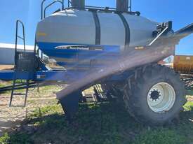 NEW HOLLAND SC430 TBT AIR-SEEDER BIN - picture0' - Click to enlarge