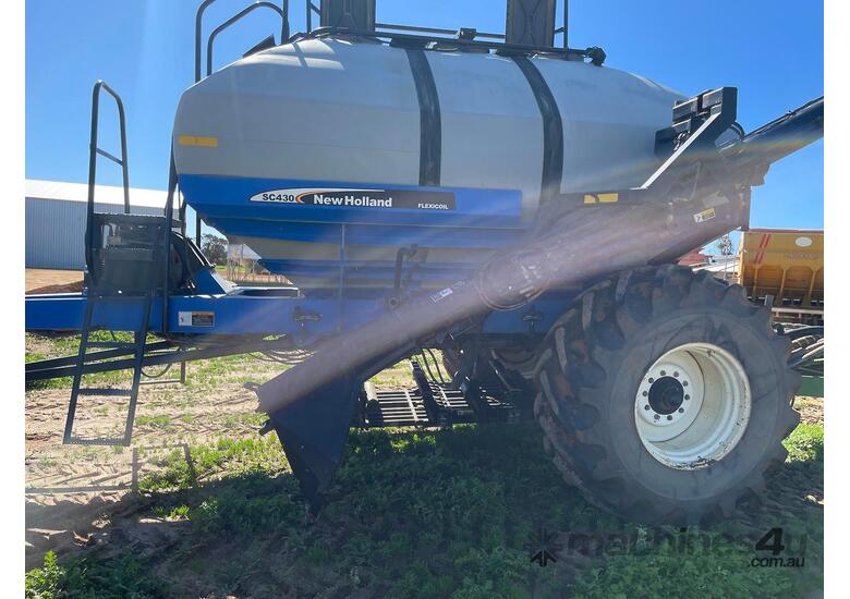 caption NEW HOLLAND SC430 TBT AIR-SEEDER BIN