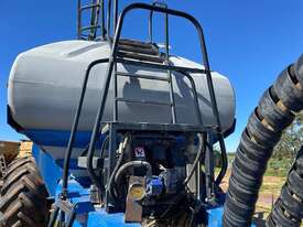 NEW HOLLAND SC430 TBT AIR-SEEDER BIN - picture2' - Click to enlarge