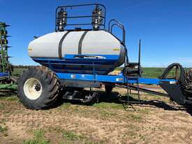 NEW HOLLAND SC430 TBT AIR-SEEDER BIN - picture8' - Click to enlarge