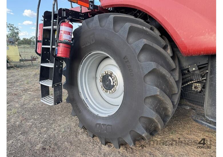 2016 CASE IH 7240 HEADER & 2152 MACDON FRONT 