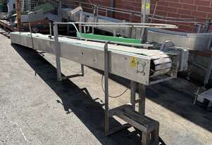 3.9m Stainless plastic link belt motorized beverage conveyor 15:1 gearbox 0.75kW
