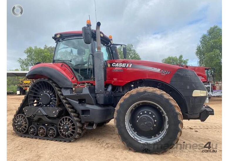 CASE IH Magnum 340 Tractor