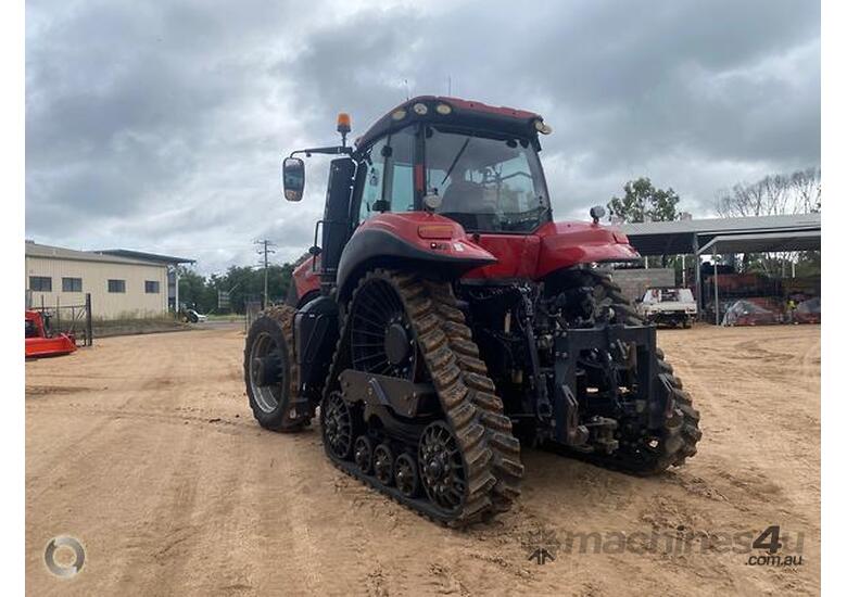CASE IH Magnum 340 Tractor
