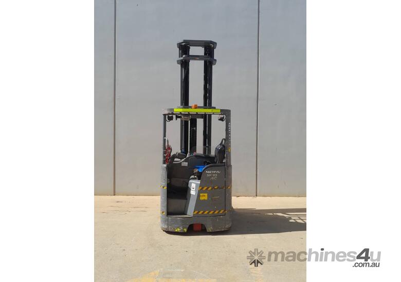 Used Nichiyu FBRF16-70 BE Reach Sit Down