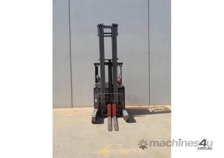 Used Nichiyu FBRF16-70 BE Reach Sit Down