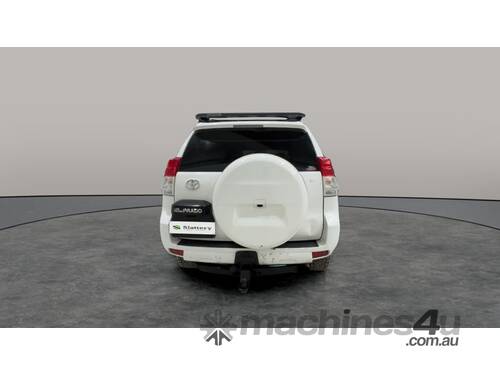 caption 2010 Toyota Landcruiser Prado GX (4x4) Diesel SUV (MY10)
