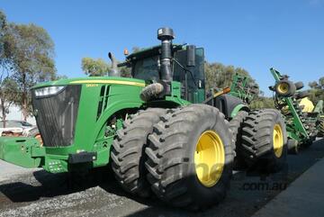 John Deere   9520R $WD Tractor