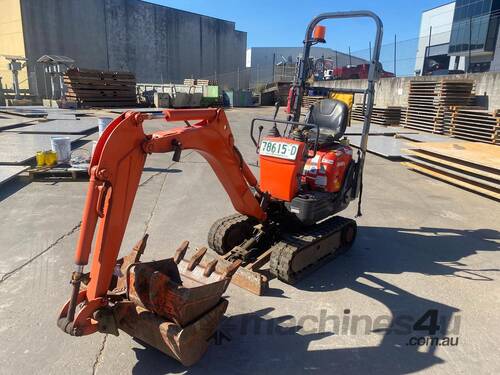 caption 2018 Kubota K008-3