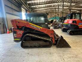 2017 Kubota SVL75-2 - picture2' - Click to enlarge