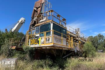 Sandvik   D90KS Blasthole Drill