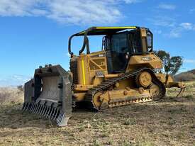 CAT D6N XL Dozer - picture2' - Click to enlarge