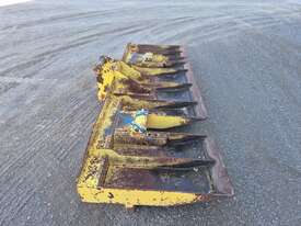 Rail Track Cleaner Attachment - picture0' - Click to enlarge