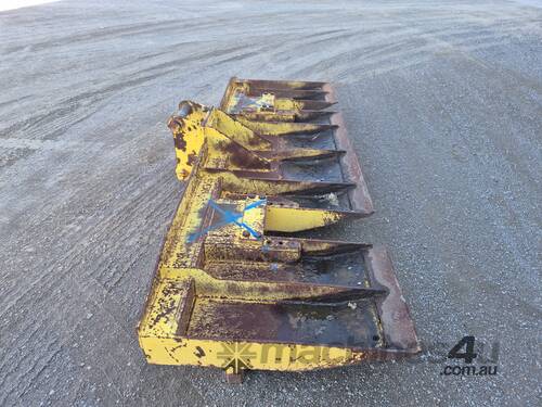 Rail Track Cleaner Attachment