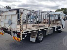 Mitsubishi Canter - picture2' - Click to enlarge