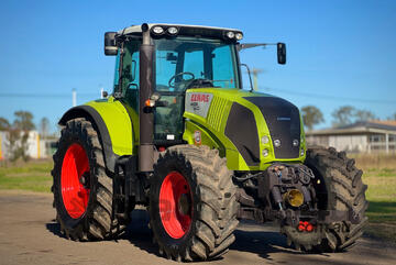 Claas Axion 840 FWA/4WD Tractor