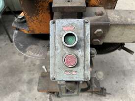 Hydraulic Pipe Bender - picture1' - Click to enlarge