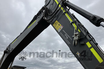 Volvo 2022   EC220DL Excavator