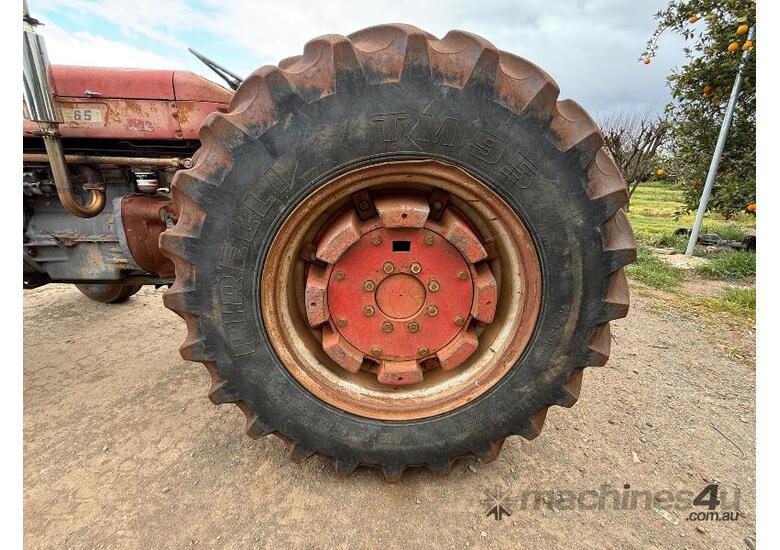 Massey Ferguson 65 Tractor (Multi Power)