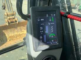 2020 John Deere E210LC Excavator - picture2' - Click to enlarge