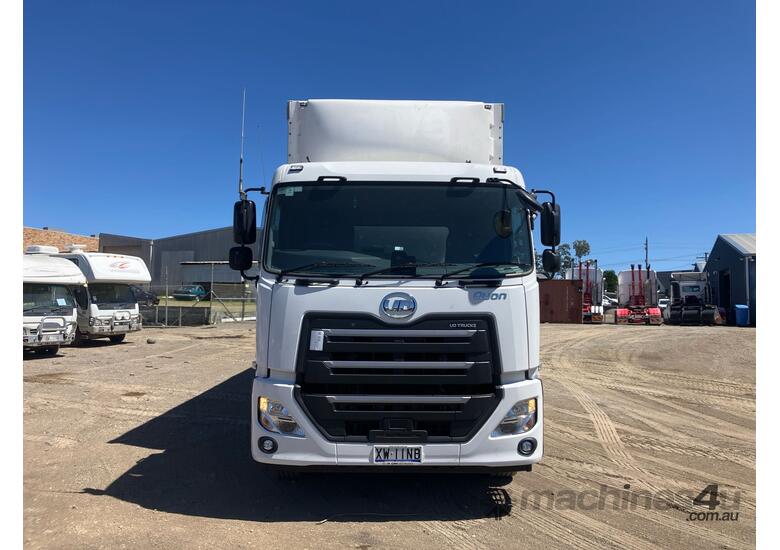2023 Nissan UD Quon CD 25 360 Curtain Sider
