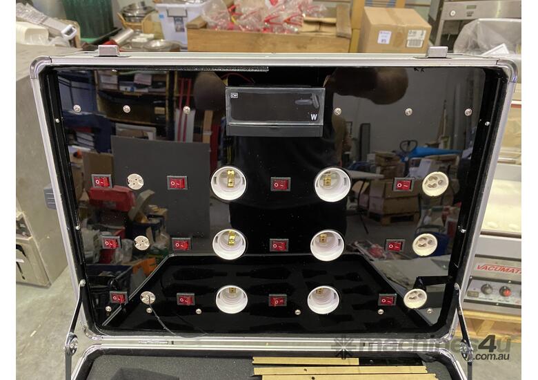 caption 4 X Aluminium Testing Cases