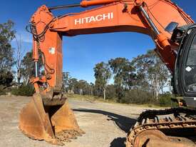 2017 Hitachi ZX690-5B - picture0' - Click to enlarge
