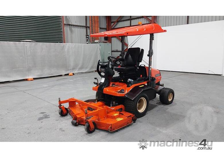 caption Kubota F3690