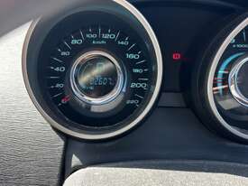 2021 Mahindra XUV500 W6 Petrol - picture0' - Click to enlarge